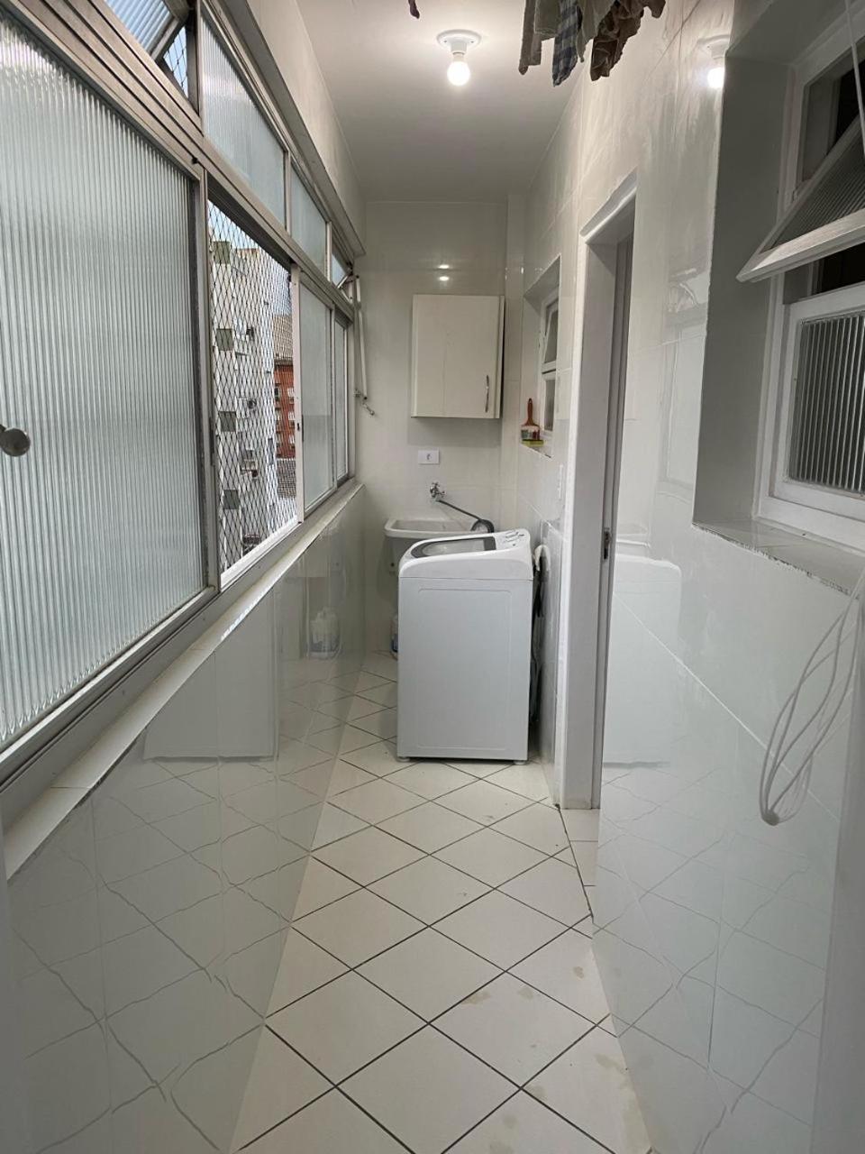 Cobertura Guaruja Apto Com Jacuzzi E Churrasqueira Exterior photo